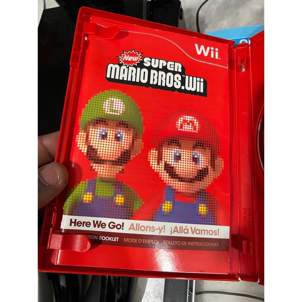 Nintendo Wii RVL-001 Console Bundle GameCube Compatible Wii Sports Mario - Picture 6 of 11